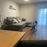 Wally プトゥイ