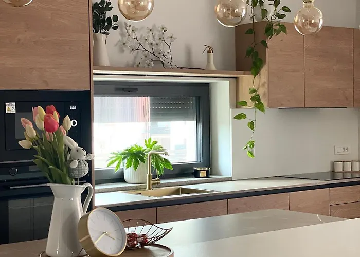 מלון דירות Wally 4*